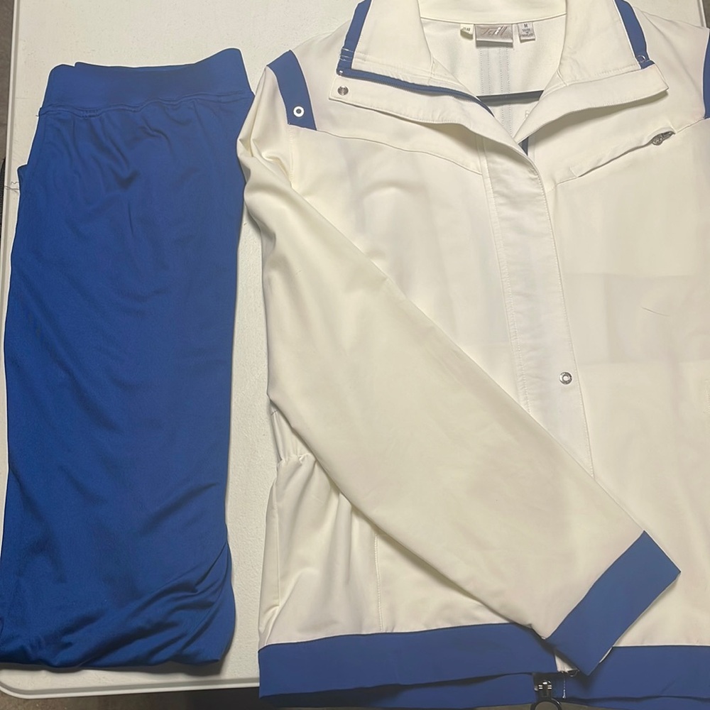 Tail tech golf suit